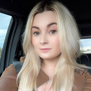 Meet your Posher, Kayliene